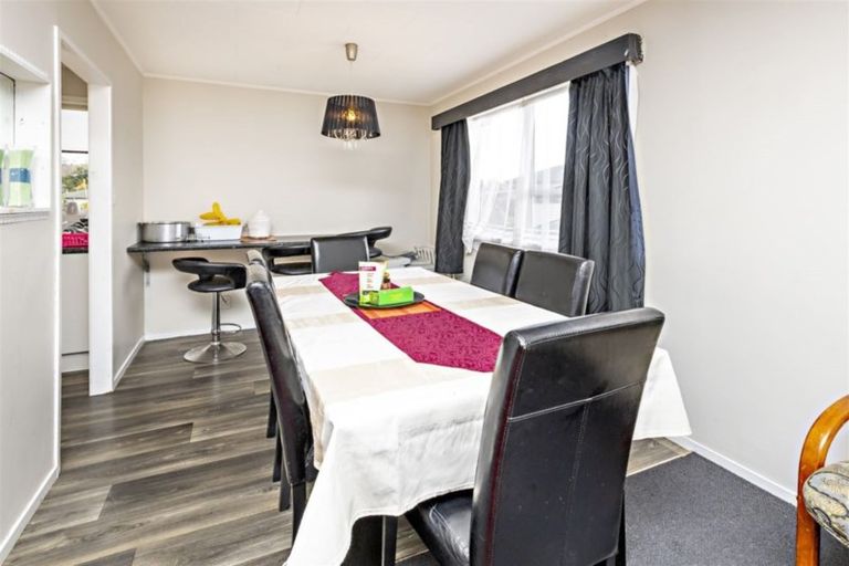 Photo of property in 3 Espada Place, Clover Park, Auckland, 2019