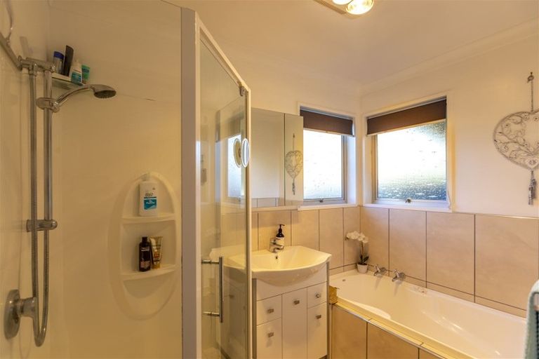 Photo of property in 74a Guppy Road, Greenmeadows, Napier, 4112