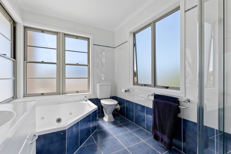 Photo of property in 218 Valley Road, Mount Maunganui, 3116