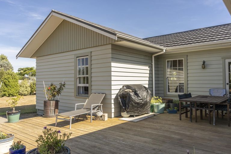 Photo of property in 69-71 Charles Street, Carterton, 5713