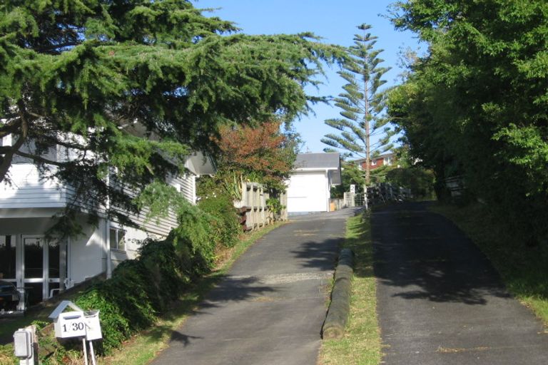 Photo of property in 1/30 Bruce Road, Glenfield, Auckland, 0629