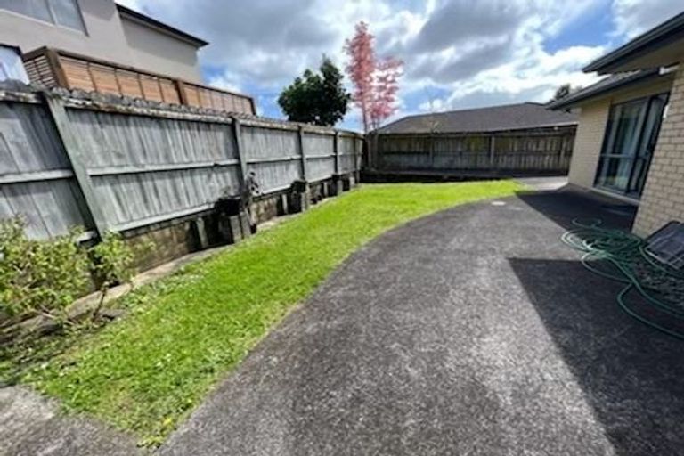 Photo of property in 47 Wayne Francis Drive, East Tamaki, Auckland, 2016