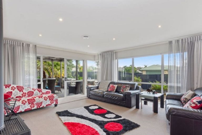 Photo of property in 52 Ocean Crest, Papamoa Beach, Papamoa, 3118