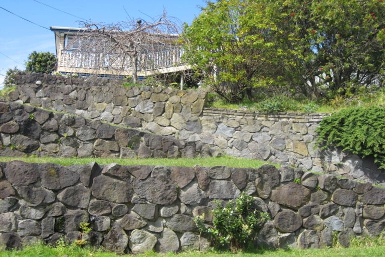 Photo of property in 5 Gordon Street, Glen Avon, New Plymouth, 4312