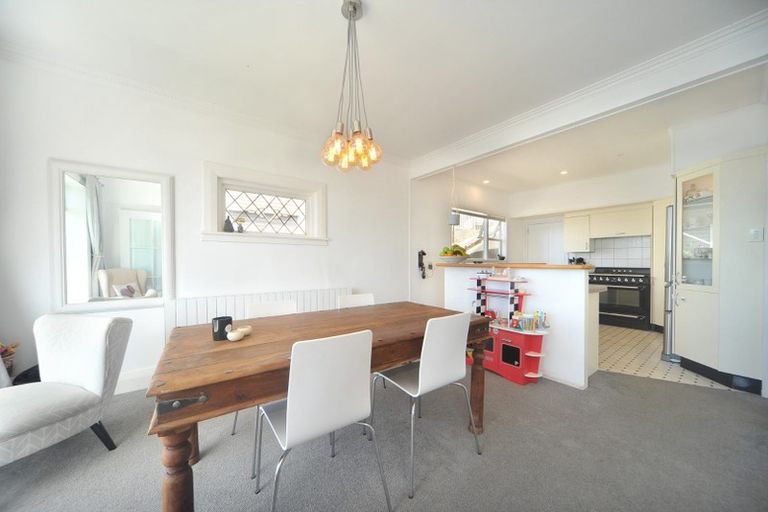 Photo of property in 80 Maida Vale Road, Roseneath, Wellington, 6011