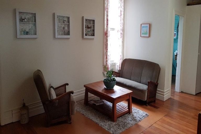 Photo of property in 19 Bedford Street, Patea, 4520