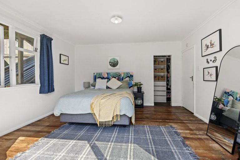 Photo of property in 8 Parsons Street, Vogeltown, New Plymouth, 4310