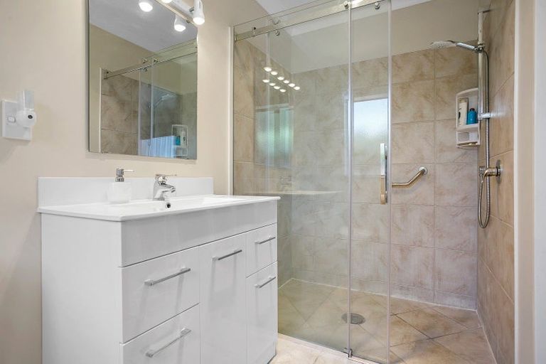 Photo of property in 109 Arnold Street, Leamington, Cambridge, 3432