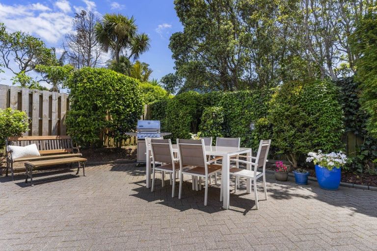 Photo of property in 2/27 Sorrel Crescent, Bucklands Beach, Auckland, 2012