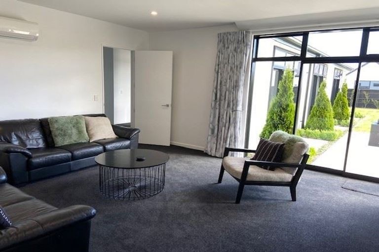 Photo of property in 6 Mersham Drive, Prebbleton, 7604