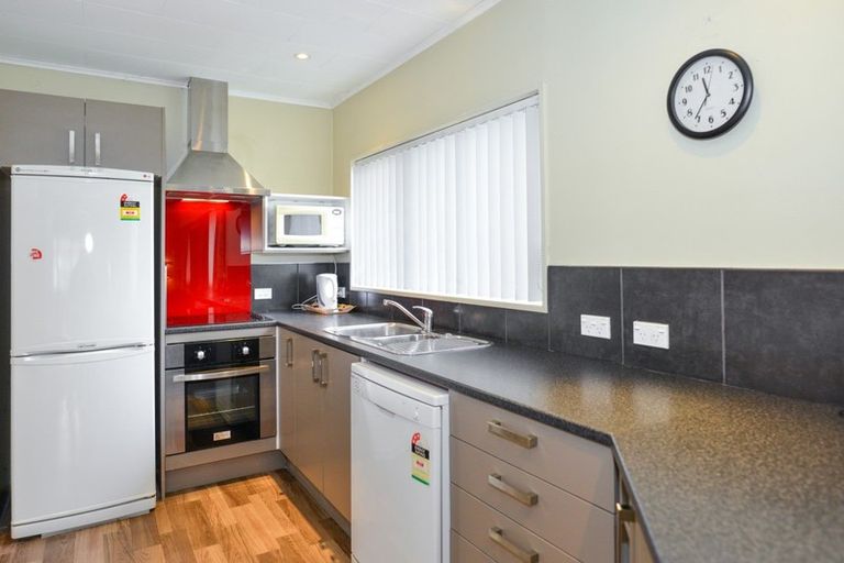 Photo of property in 6/512 Heretaunga Street East, Hastings, 4122