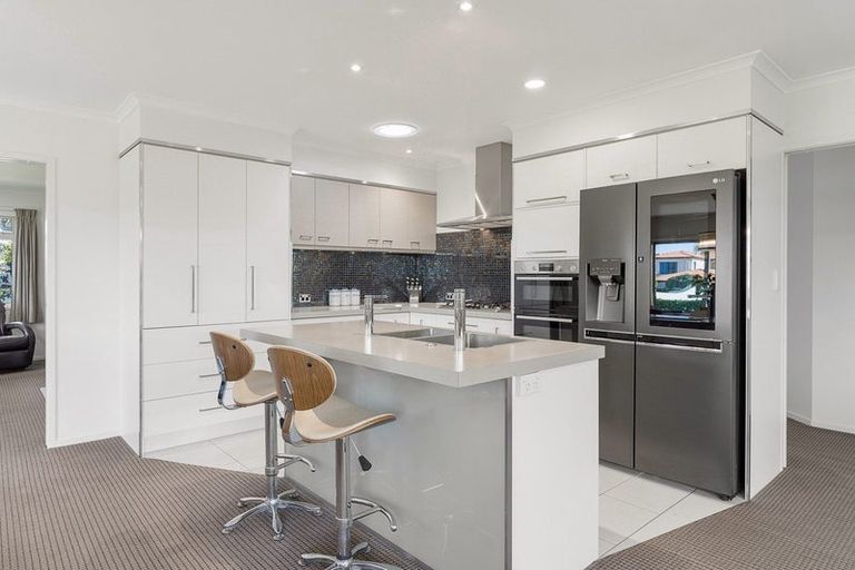 Photo of property in 119 Oriental Parade, Papamoa Beach, Papamoa, 3118