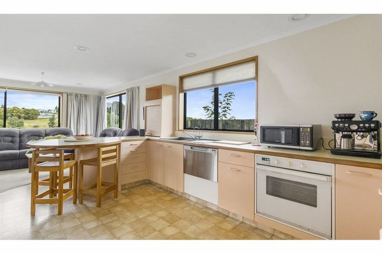 Photo of property in 104 Douglas Street, Highfield, Timaru, 7910