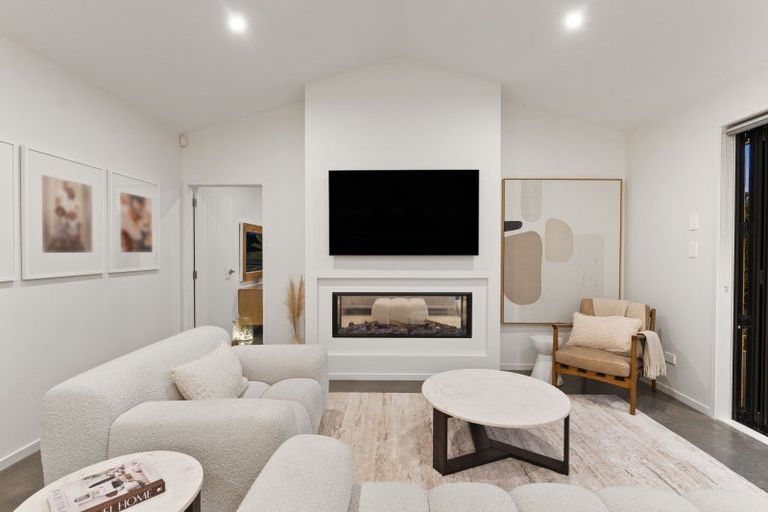 Photo of property in 5 Canoe Lane, Riverhead, 0820