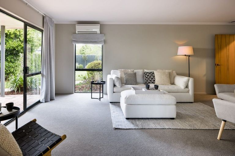 Photo of property in 24 Taylor Street, Cambridge, 3434