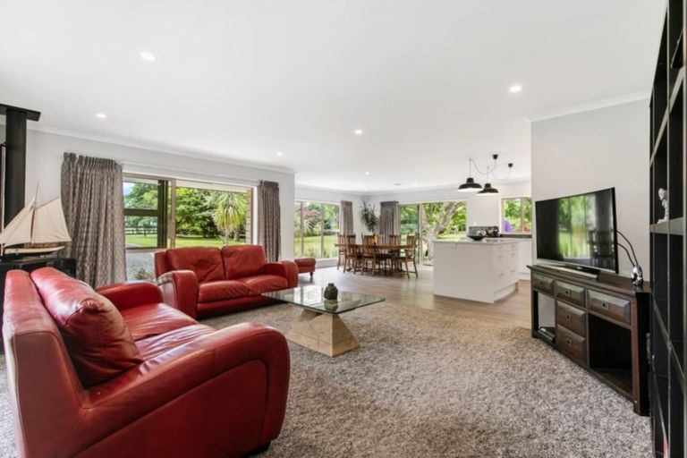 Photo of property in 363 Linwood Road, Karaka, Papakura, 2580