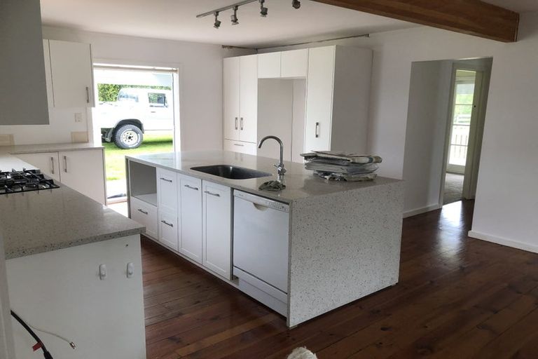 Photo of property in 638 Kahikatea Flat Road, Waitoki, Kaukapakapa, 0871