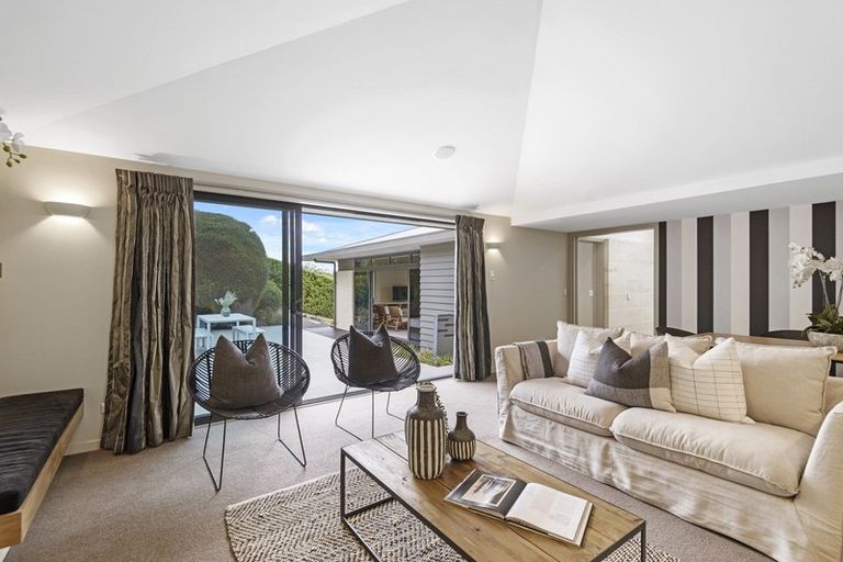 Photo of property in 151 Moncks Spur Road, Mount Pleasant, Christchurch, 8081