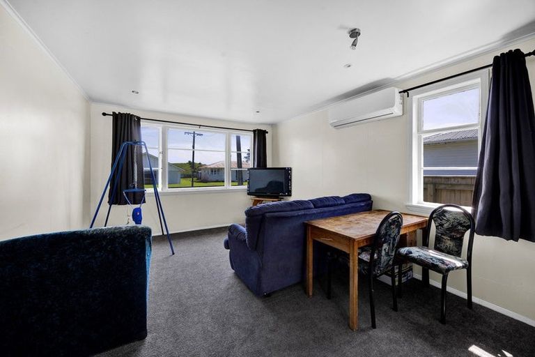 Photo of property in 22 Elizabeth Street, Patea, 4520