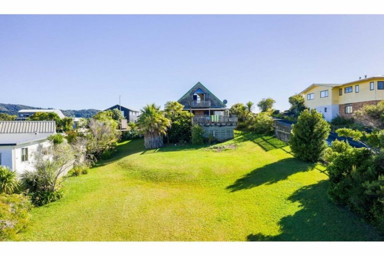 Photo of property in 52 Cullen Street, Mangawhai Heads, Mangawhai, 0505