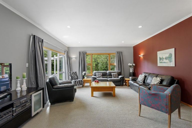 Photo of property in 30 Sawyers Arms Road, Northcote, Christchurch, 8052