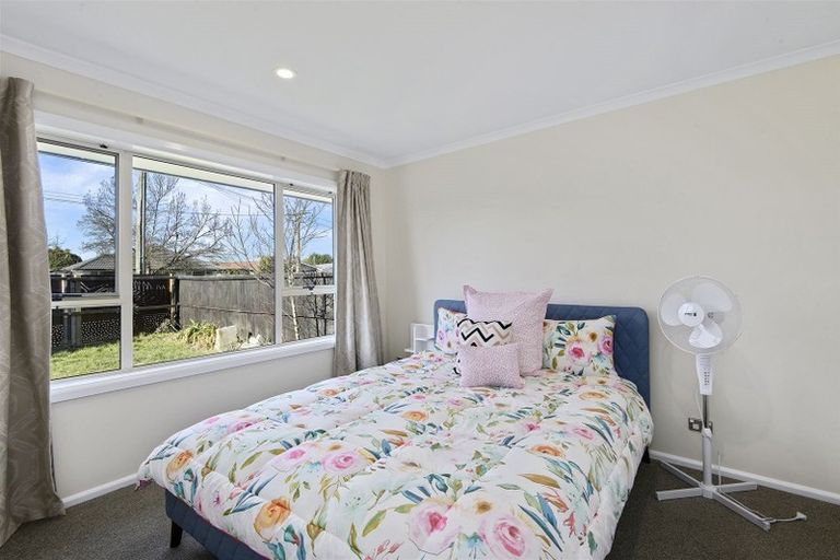 Photo of property in 11 Shaftesbury Street, Avonhead, Christchurch, 8042