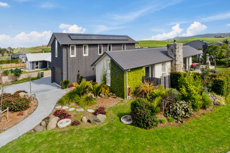 Photo of property in 13 Awanui Crescent, Matakana, Warkworth, 0985