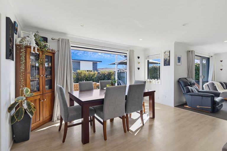 Photo of property in 5 Tavarnya Way, Patumahoe, Pukekohe, 2679