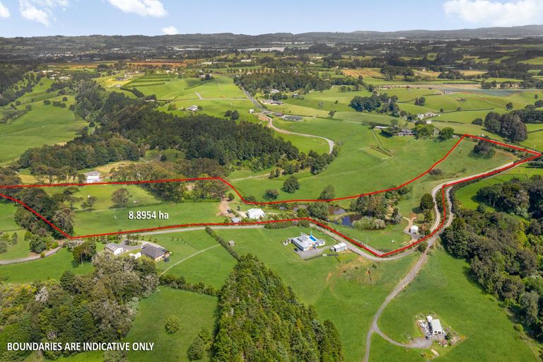 Photo of property in 333 Bald Hill Road, Waiuku, 2681