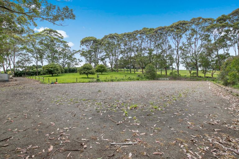 Photo of property in 333 Bald Hill Road, Waiuku, 2681