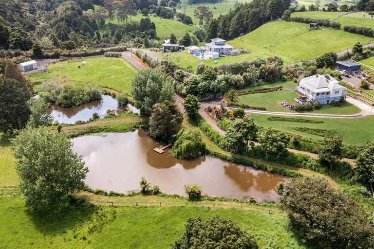Photo of property in 333 Bald Hill Road, Waiuku, 2681