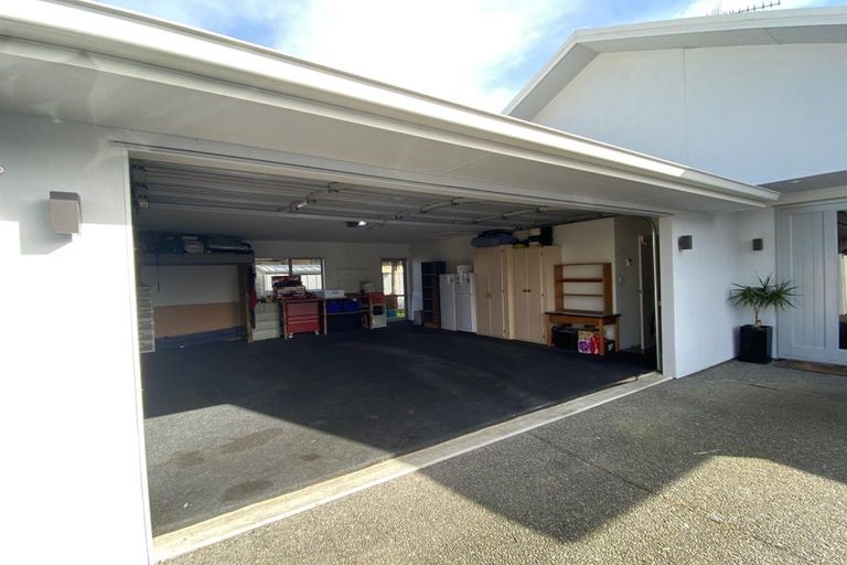 Photo of property in 5 Waiora Place, Pyes Pa, Tauranga, 3112