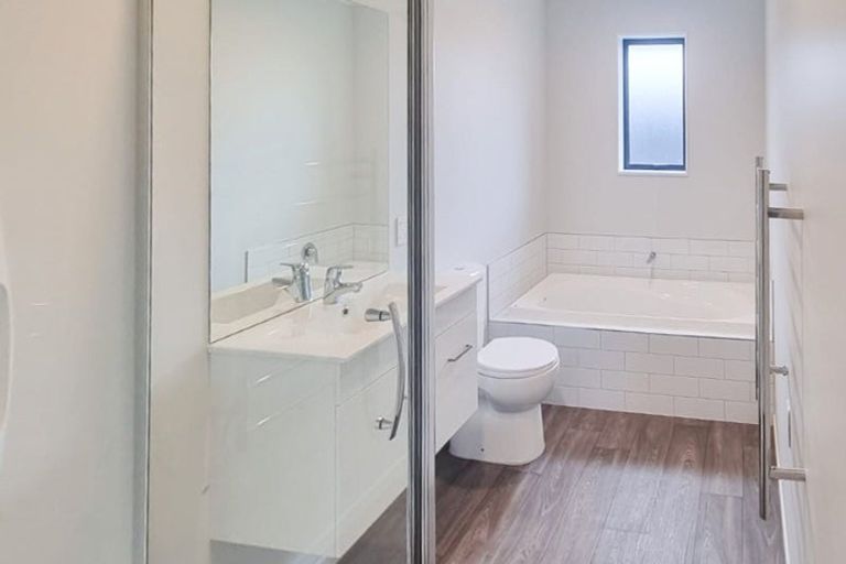 Photo of property in 38 Jean Batten Lane, Rolleston, 7615