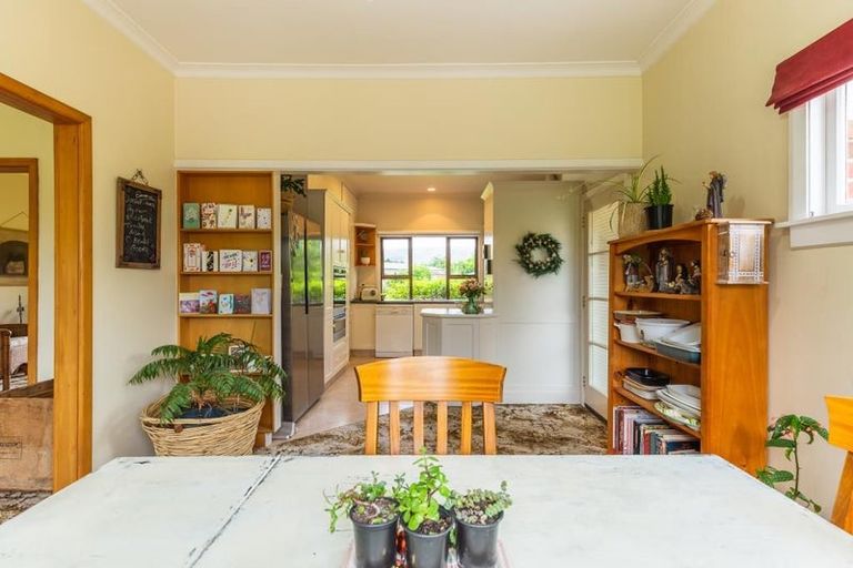 Photo of property in 72 Parsonage Road, Waimate, 7978