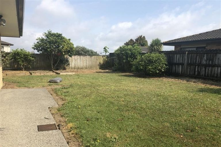 Photo of property in 18 Donegal Park Drive, Flat Bush, Auckland, 2019