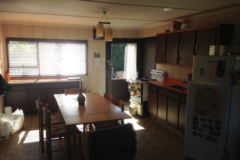 Photo of property in 35 Cedar Drive, Kelvin Heights, Queenstown, 9300