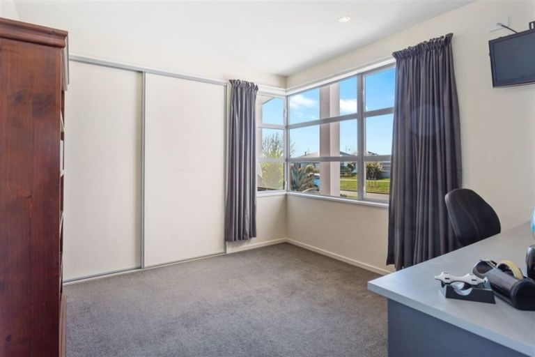 Photo of property in 7 Waipara Road, Pegasus, 7612