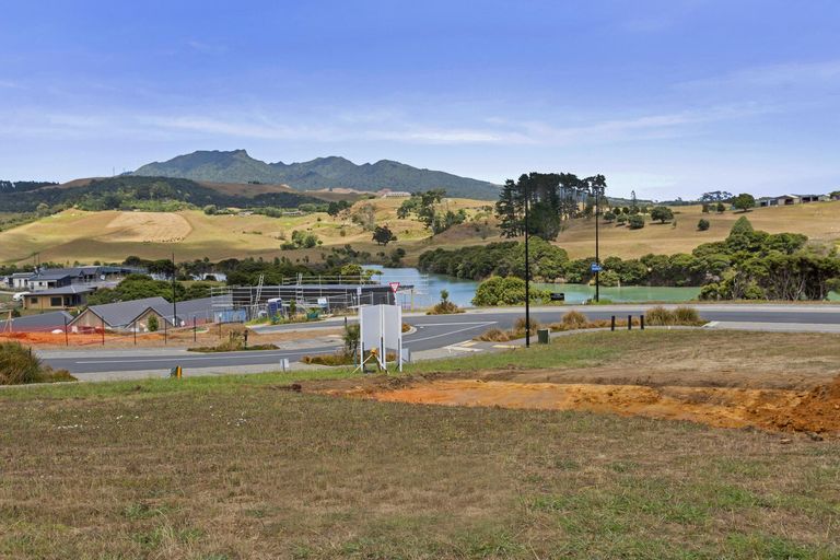 Photo of property in 4 Kanuka Street, Raglan, 3225