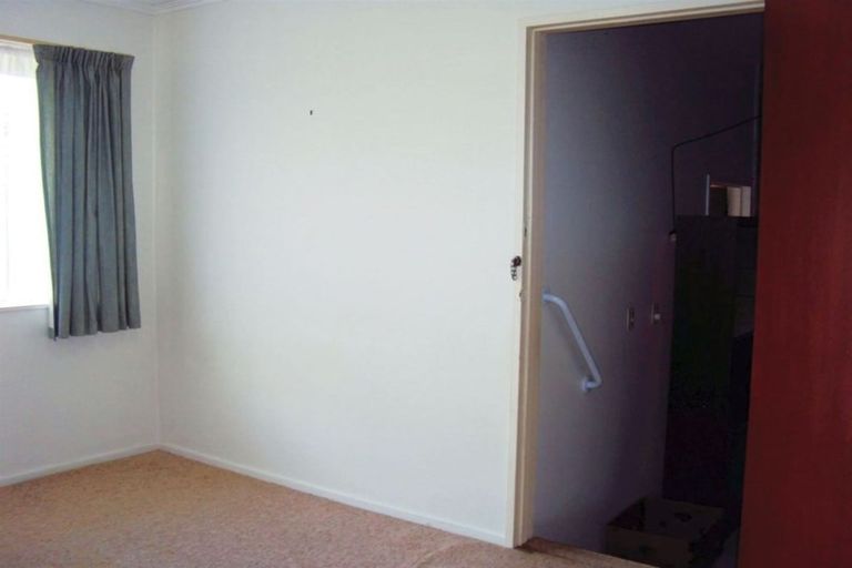 Photo of property in 1/181 Queenspark Drive, Parklands, Christchurch, 8083