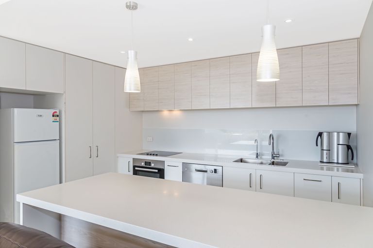 Photo of property in 255 Millwater Parkway, Silverdale, 0932