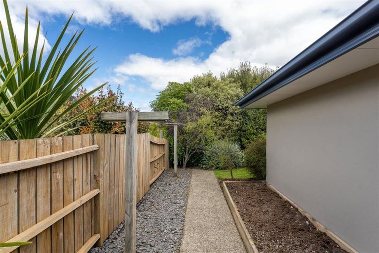 Photo of property in 8 Ngawhatu Road, Stoke, Nelson, 7011