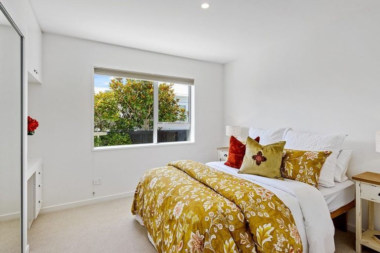 Photo of property in 85 Beachville Road, Redcliffs, Christchurch, 8081