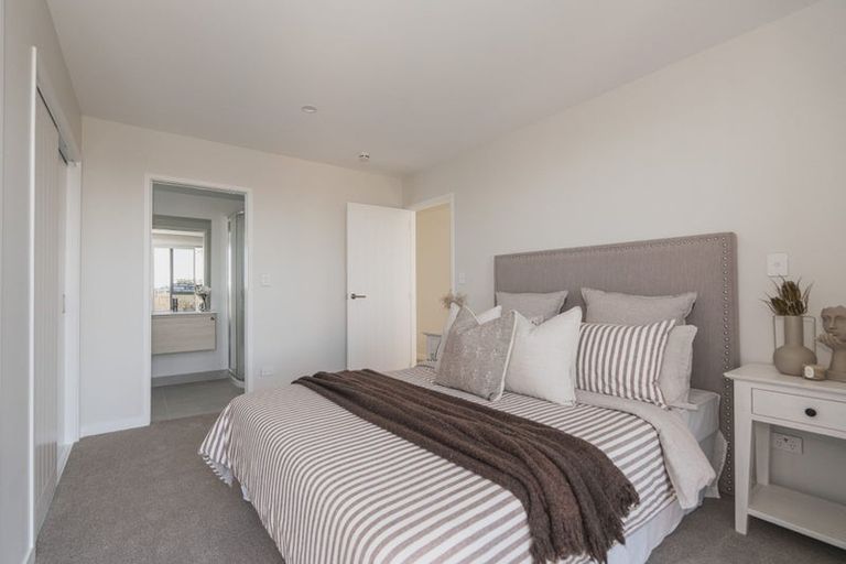 Photo of property in 37 Monaro Place, Papamoa, 3118