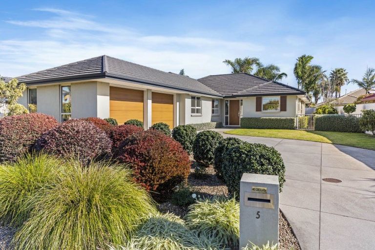 Photo of property in 5 Montego Drive, Papamoa Beach, Papamoa, 3118