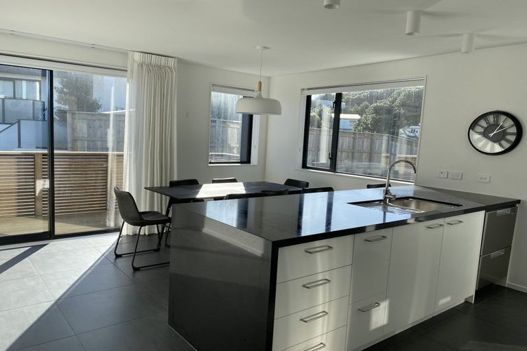 Photo of property in 24/104 Maupuia Road, Maupuia, Wellington, 6022