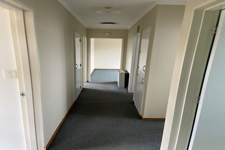 Photo of property in 79a Churchill Avenue, Hokowhitu, Palmerston North, 4410