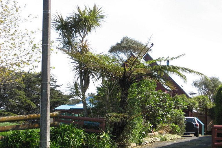 Photo of property in 29 Pararewa Drive, Whalers Gate, New Plymouth, 4310