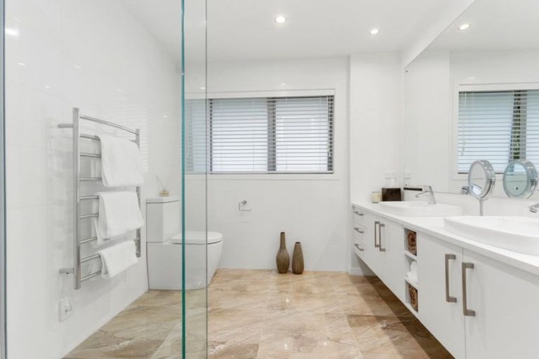 Photo of property in 123 Three Oaks Drive, Dairy Flat, Albany, 0794