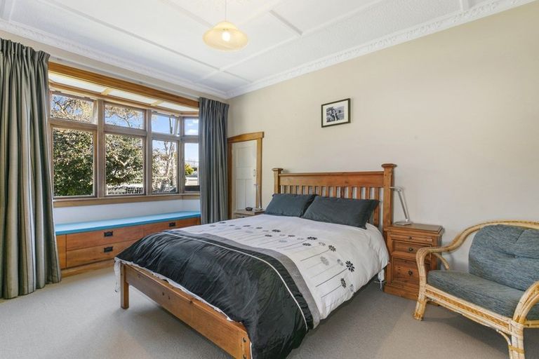 Photo of property in 17 Burnside Street, Waterloo, Lower Hutt, 5011