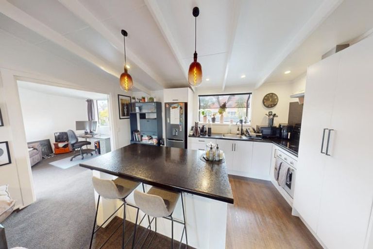 Photo of property in 23 Colonial Place, Kelvin Grove, Palmerston North, 4414